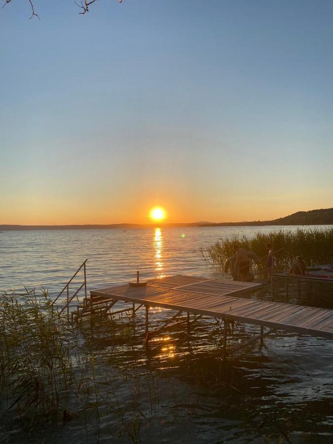 Green Lake House - Private Beach At Balaton Balatonakarattya Buitenkant foto