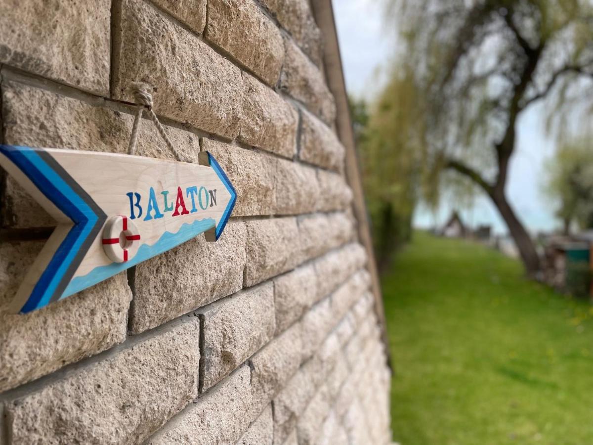 Green Lake House - Private Beach At Balaton Balatonakarattya Buitenkant foto